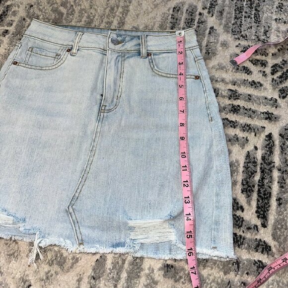 Light Blue Distressed Wild Fable Mini Skirt Women's 4 - Picture 5 of 6